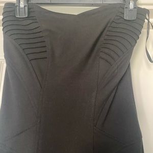 This is a must have! Black strapless jumper!